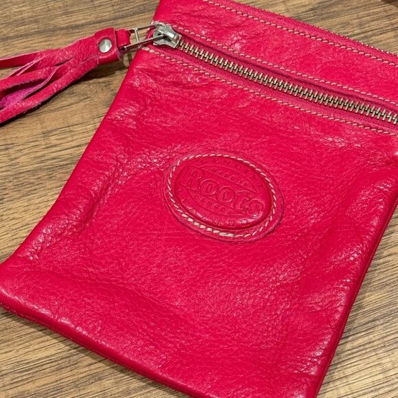 EUC Roots Vintage Small‎ Crossbody Bag - Hot Pink - Picture 6 of 13